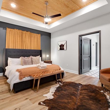 Villa New Take On Midtown Modern Tallahassee Esterno foto